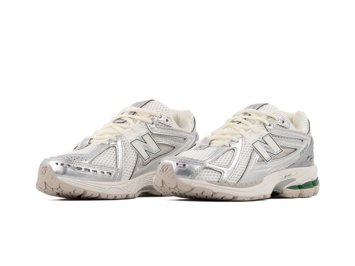 Tenis New Balance 1906R Light Greenish Brown Metallic Silver Importado