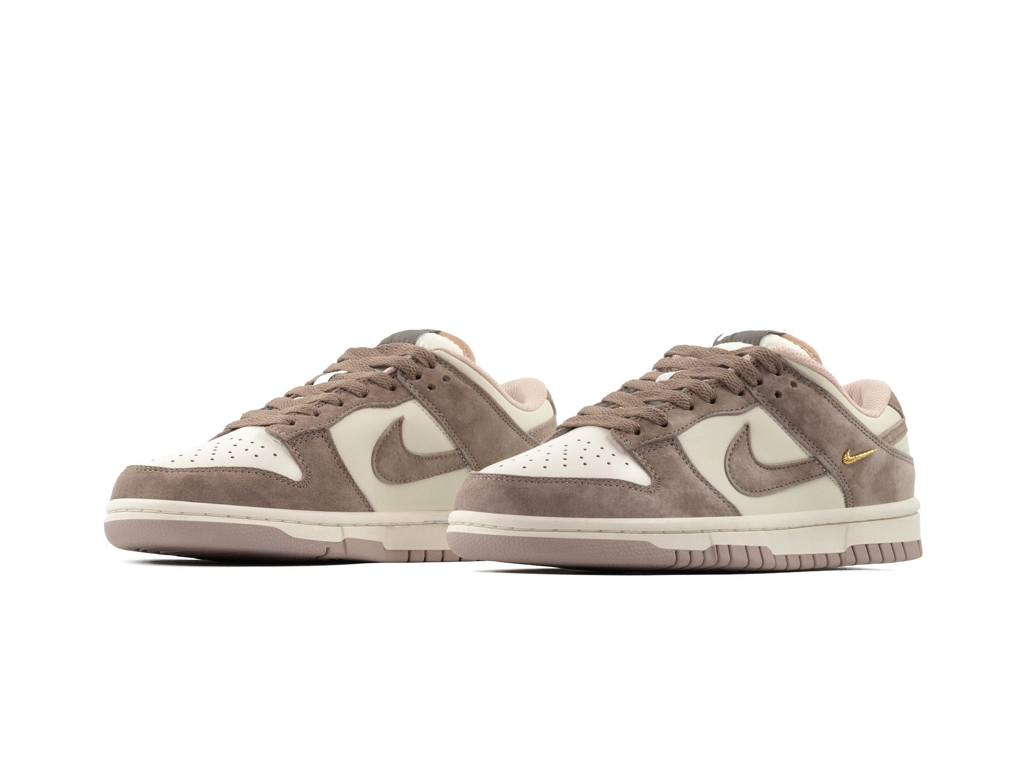 Tenis Dunk Low Malt Mini Swoosh Importado