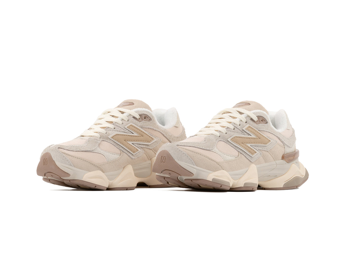 Tenis New Balance 9060 Bisque Sea Salt Importado