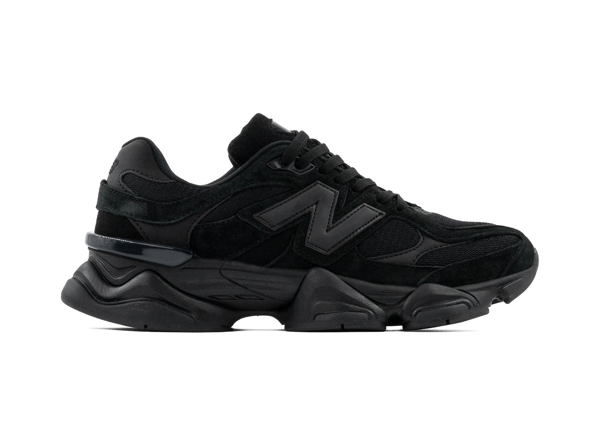 Tenis New Balance 9060 Triple Black Importado