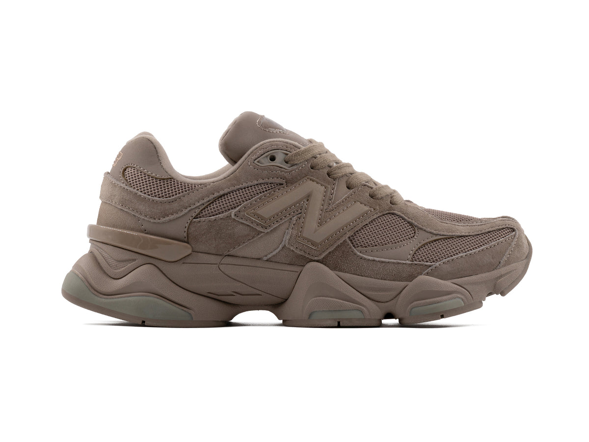 Tenis New Balance 9060 Brow Taupe Importado
