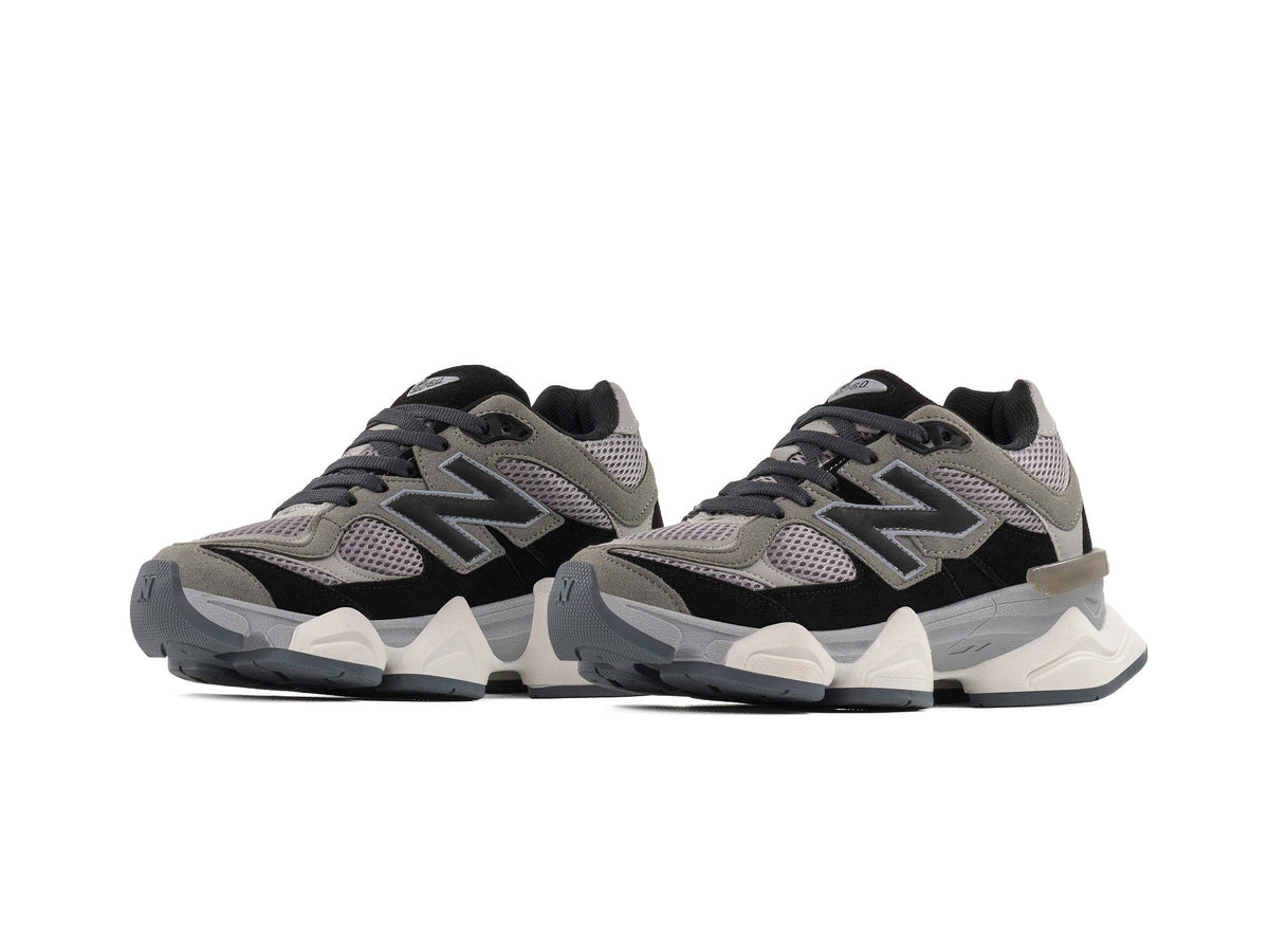 Tenis New Balance 9060 Negro Gris 1.1 Premium