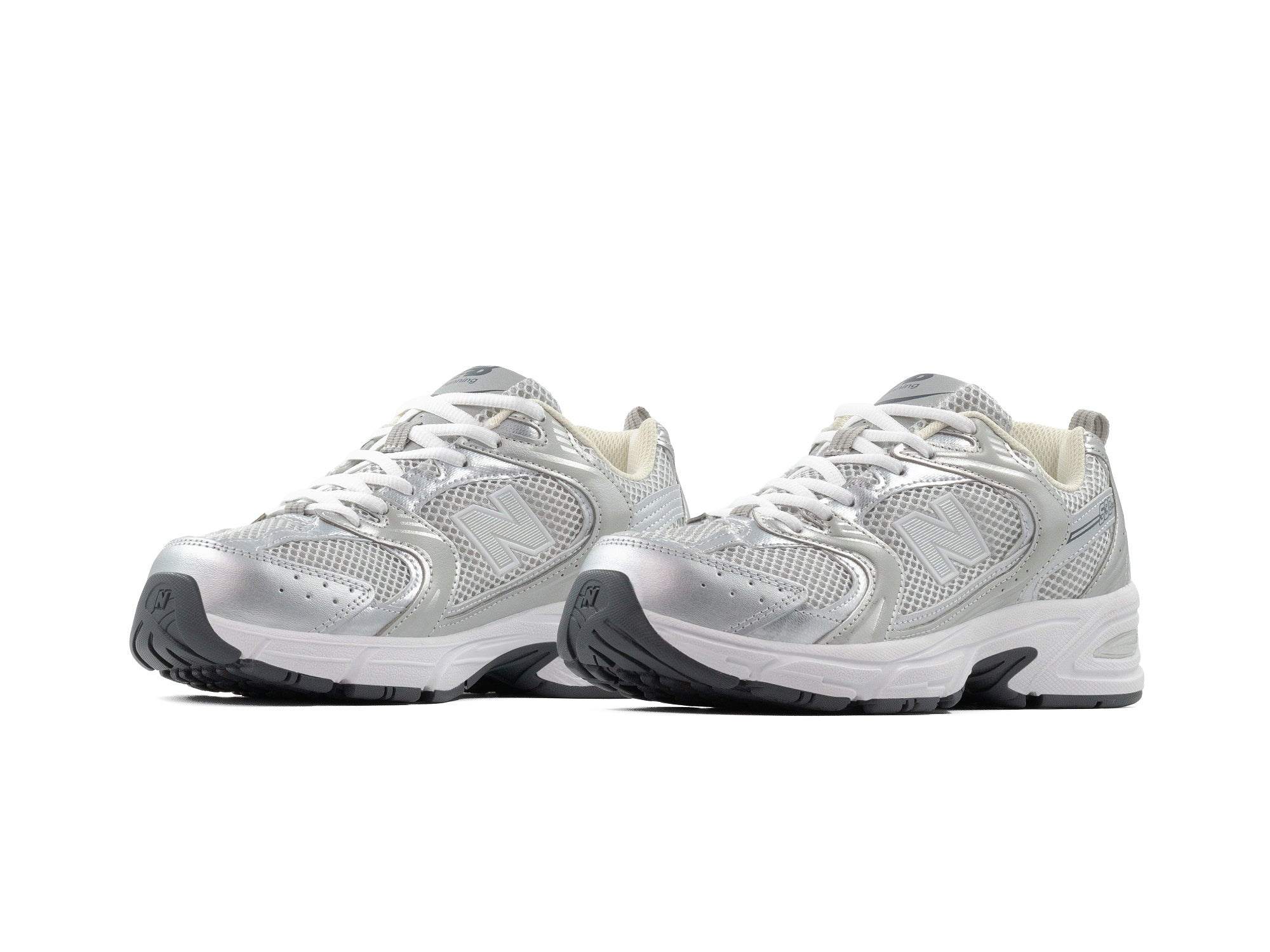Tenis New Balance 530 Silver Metallic Raincloud Polka Dots Importado