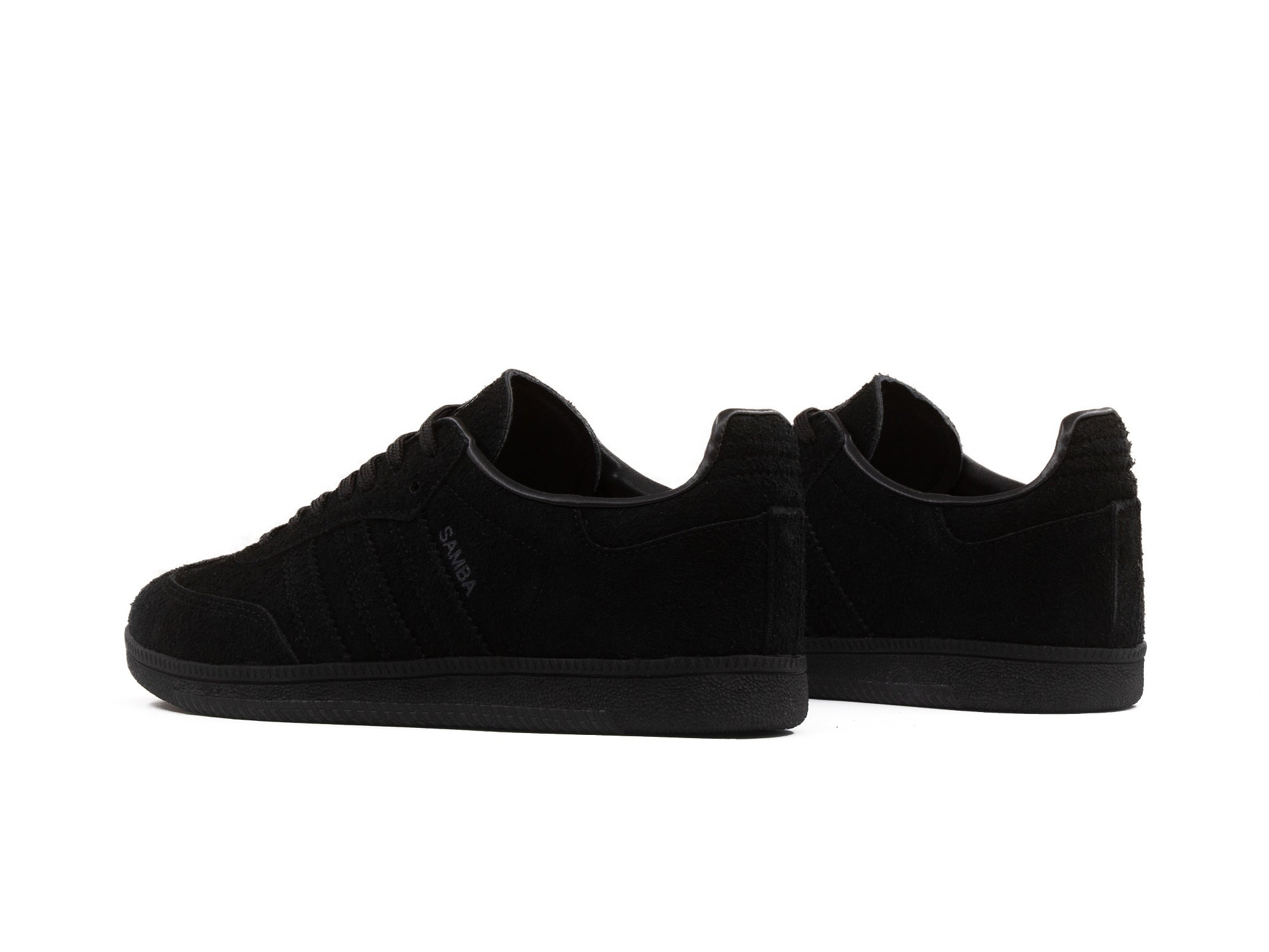 Tenis Smb Negro Total Gamuza