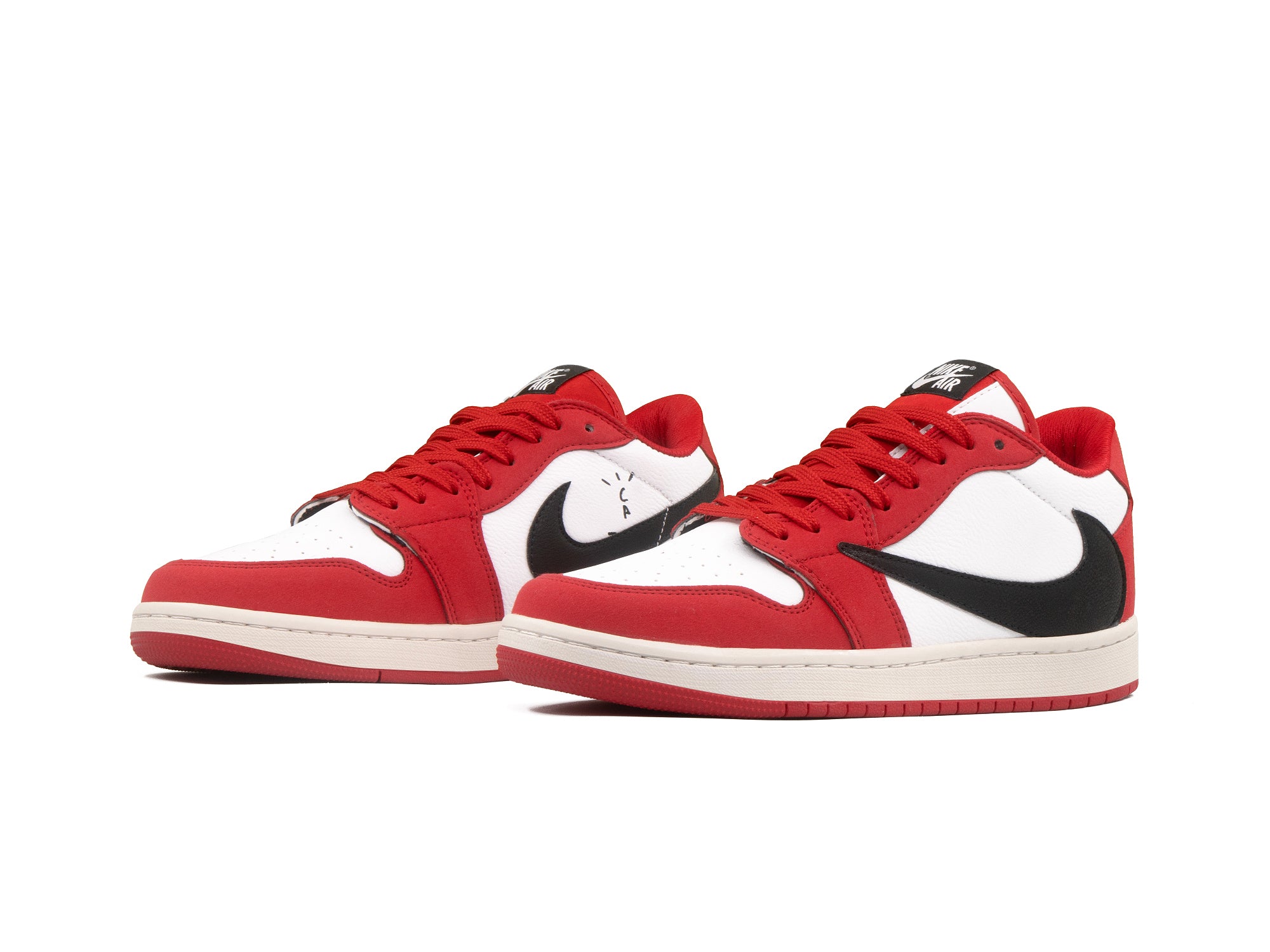 Tenis Travis Low Chicago